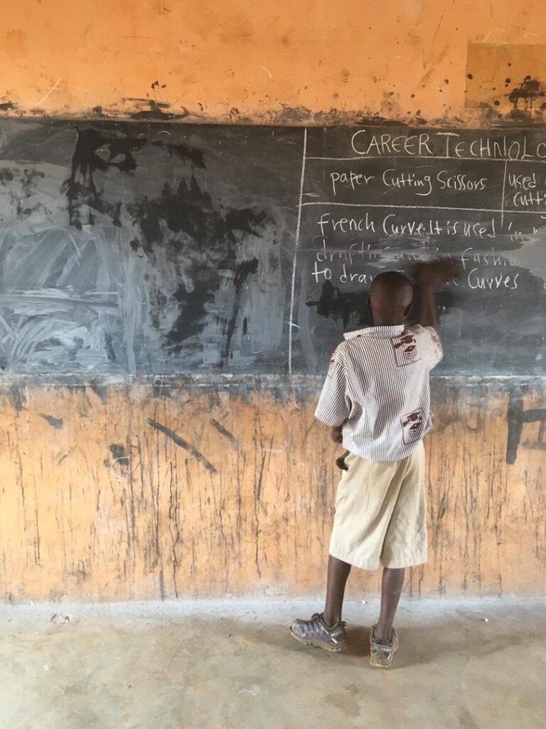 Cleaning of B7 Black board at Kong-Daborin JHS
